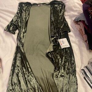 NWT. Lularoe velvet Shirley